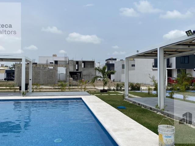 Lote en Venta en Ixtacomitan Privada Privanzas San Luis