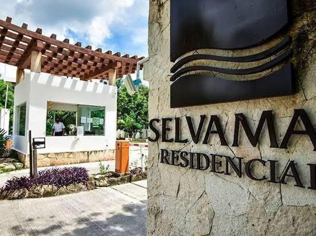 Lote en venta en la comunidad de Selvamar Playa del Carmen