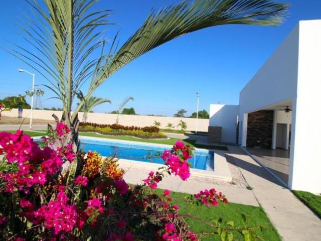 LOTE EN VENTA EN REAL DE PALMAS C12 LT10 F 728