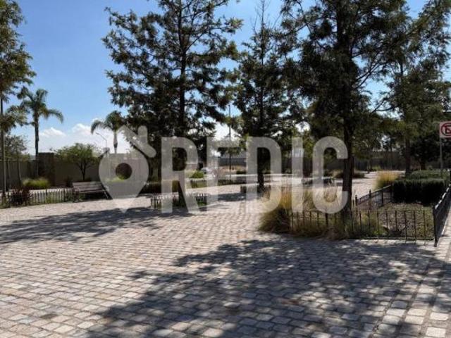 LOTE EN VENTA EN VALLE DE JURIQUILLA