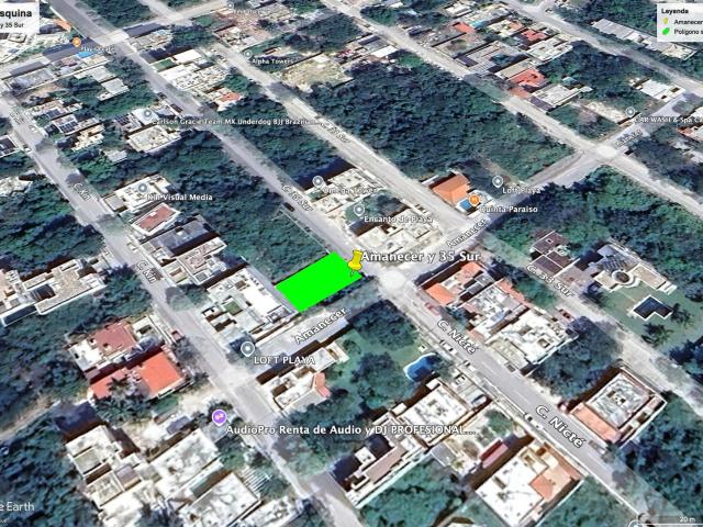 Lote esquina en venta cerca de Centro Maya, Playa del Carmen