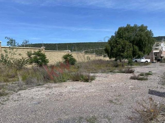 LOTE HABITACIONAL DE 204M2 A 4 MINUTOS DE ZIBATÁ! IDEAL PARA CONTRUCTORES O PROYECTO FAMILIAR!