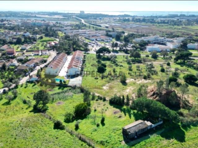 Lote na Estefanilha junto ao Politecnico de Setubal