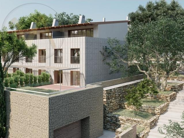 Lote para 4 moradias geminadas Santa Bárbara de Nexe, Algarve