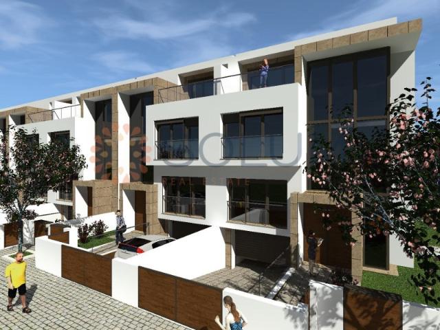 Lote para construção moradia em banda Sarilhos Grandes Montijo