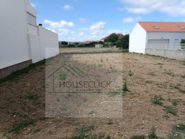 Lote para construção nos três povos concelho do Fundão