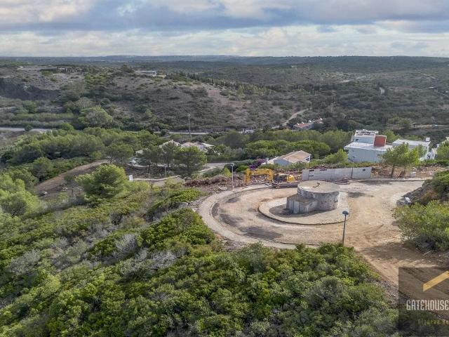 Lote para Construção à Venda com Vista para o Mar em Salema. m² Salema