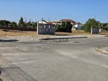 Lote para construção com 190.30m2 em Sarilhos Grandes Montijo