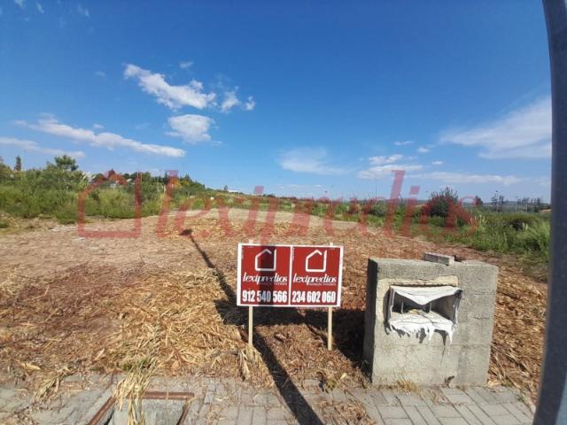 LOTE PARA CONSTRUÇÃO DE MORADIA EM BANDA | EXCELENTE EXPOSIÇÃO SOLAR