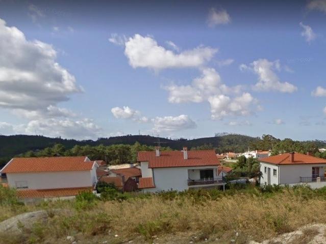 Lote para construção de moradia familiar com 524 m2