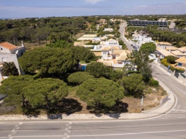 Lote para construção de moradia isolada, nas Vilas Alvas, Almancil, Algarve