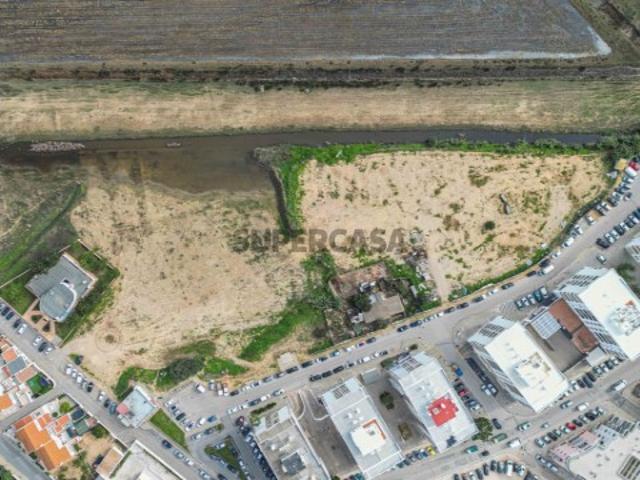 Lote para construção de moradia unifamilar em Lagoa