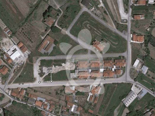 Lote para construção de duas moradias M3 geminadas na Mealhada