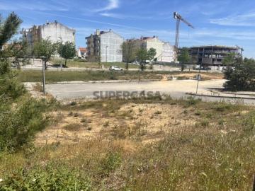 Lote para construção de prédio no Entroncamento