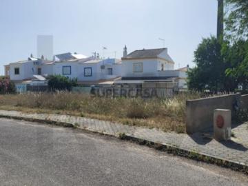 Lote para construção em Armação de Pêra 255 M2