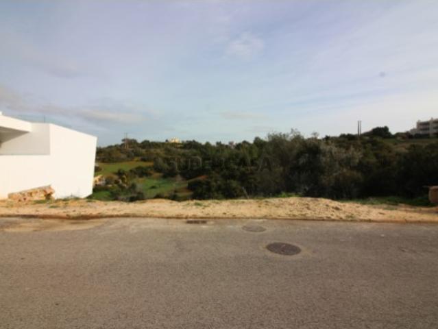 Lote para construção em Carvoeiro