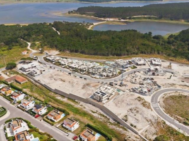Lote para Construção junto à Lagoa de Óbidos Lagoon Village
