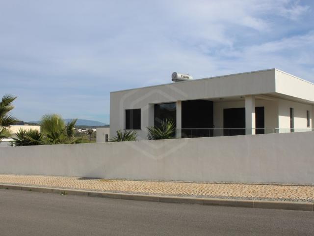 Lote para Moradia T4 construção com conceito CHAVE NA MÃO, Portelas, Lagos