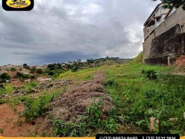 Lote plano com 776m² no Bairro Filadélfia