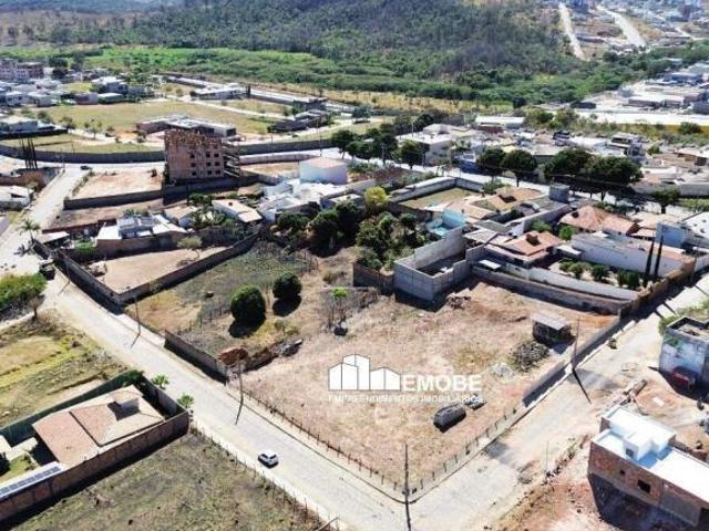 Lote próximo ao Supermercado BH no Residencial Santanense