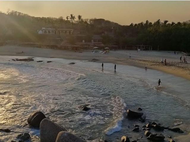 Lote residencial a 2 minutos de la playa 1km, t?tulo de propiedad, cableado su