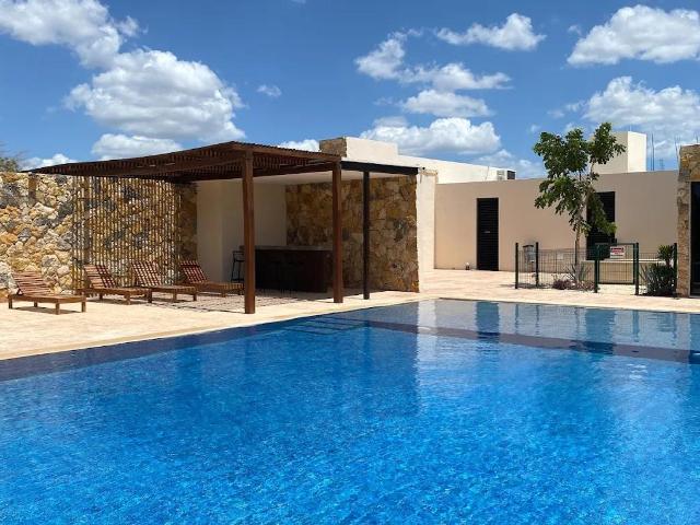 Lote residencial con amenidades premium en zona Country de M?rida
