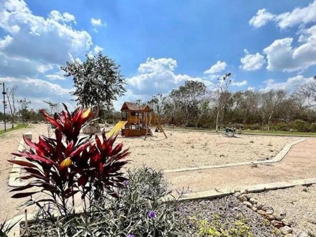 Lote residencial en venta en Privada Parque Caucel