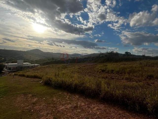 Lote sensacional à venda no Condomínio Valle da Serra em Betim
