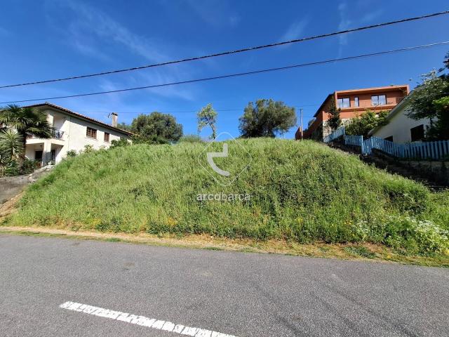 Lote terreno 438m2 p/construção moradia Arcozelo Ponte de Lima