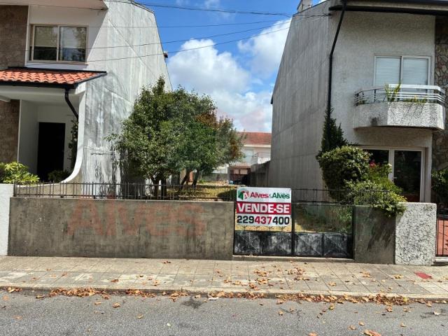 Lote Terreno c/ 2 frentes Matosinhos