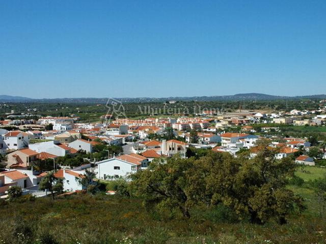 Lote Terreno com vista mar a 10 minutos do Algarve Shopping