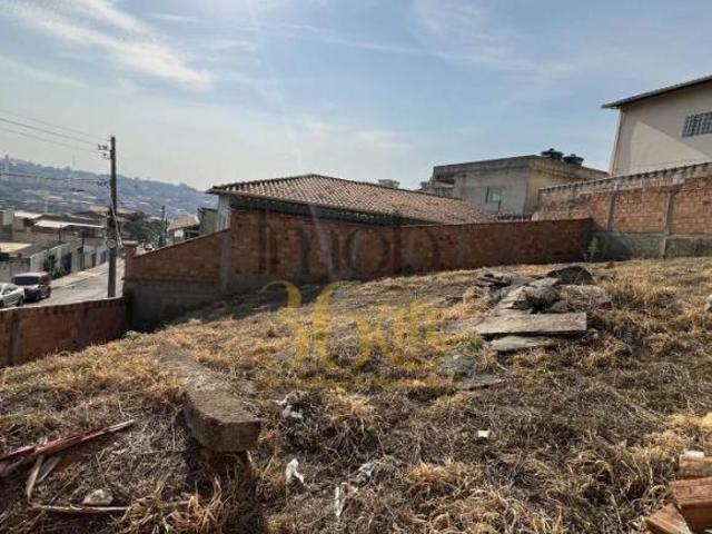 Lote / Terreno com 1 quarto à venda em Belo Horizonte, no bairro Diamante Barreiro