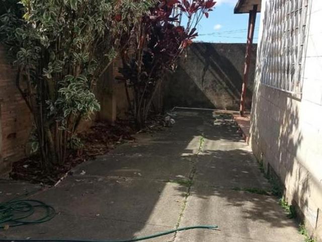 Lote / Terreno com 2 quartos à venda em Sabará, no bairro Vila Bom Retiro
