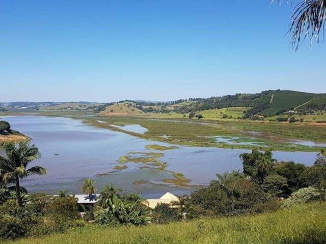 Lote / Terreno à venda em Três Pontas, no bairro Serra Verde