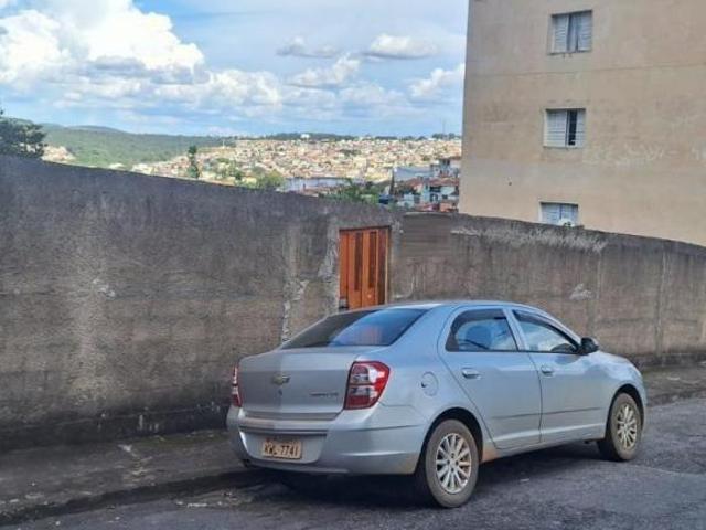 Lote / Terreno à venda em Varginha, no bairro Centro