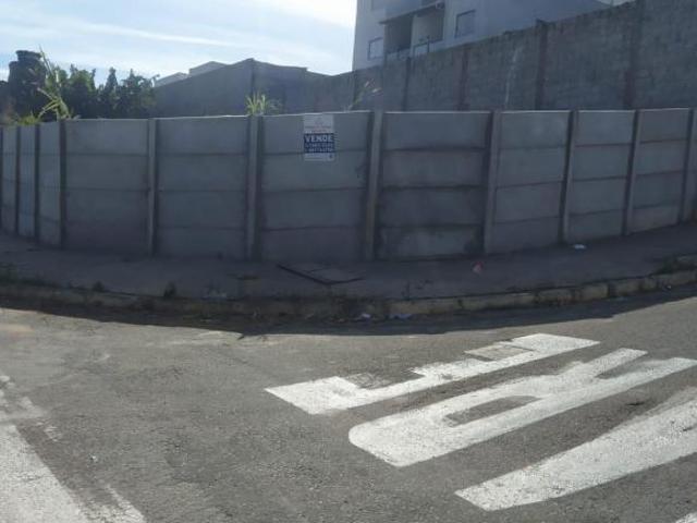 Lote / Terreno à venda em Varginha, no bairro Jardim Estrela Ii
