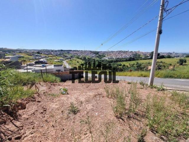 Lote / Terreno à venda em Varginha, no bairro Santa Alice Ii