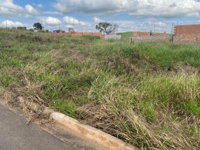 Lote / Terreno à venda em Varginha, no bairro Porto Príncipe