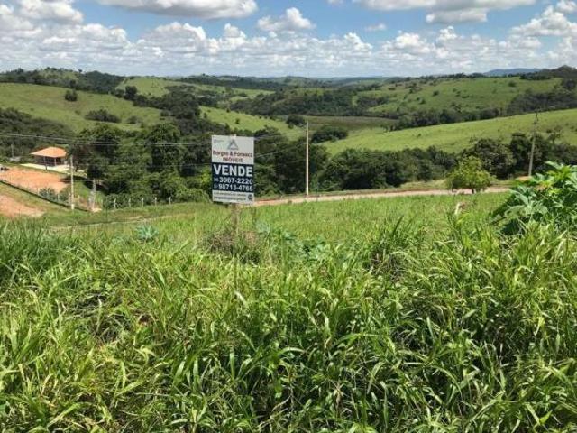 Lote / Terreno à venda em Varginha, no bairro Park Dos Ipês