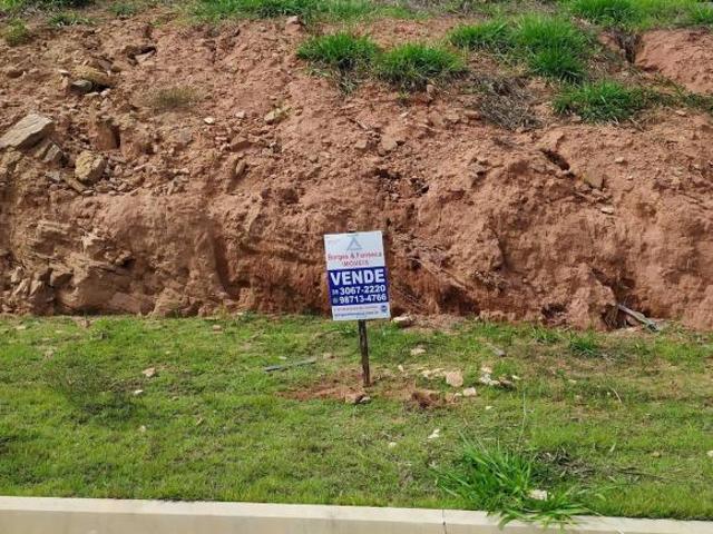 Lote / Terreno à venda em Varginha, no bairro Parque Boulevard