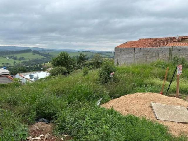 Lote / Terreno à venda em Varginha, no bairro Parque Residencial Rio Verde