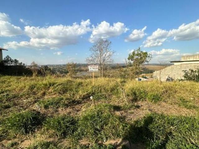 Lote / Terreno à venda em Varginha, no bairro Parque Residencial Rio Verde