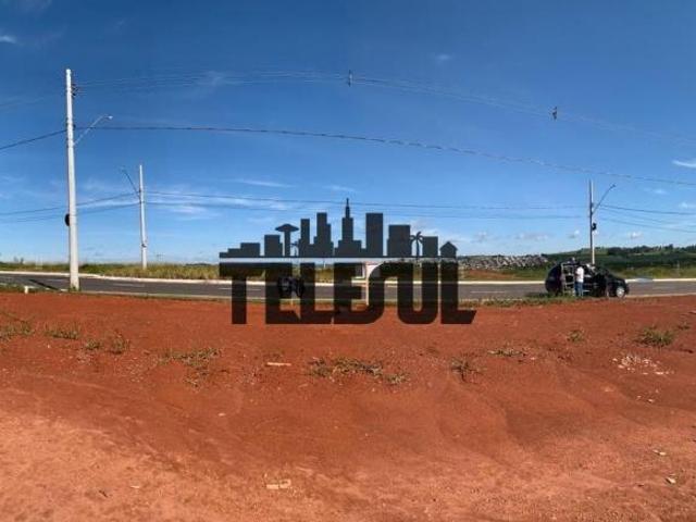 Lote / Terreno à venda em Varginha, no bairro Praça Da Mata