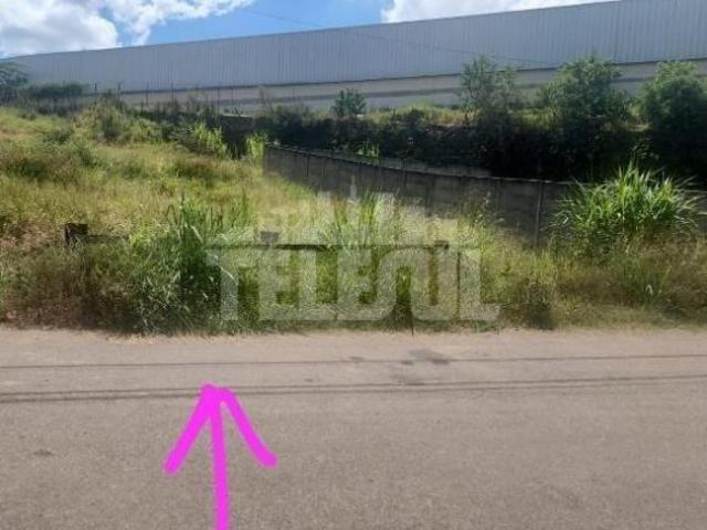 Lote / Terreno à venda em Varginha, no bairro Rezende