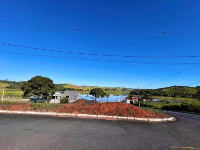 Lote / Terreno à venda em Varginha, no bairro Riviera Do Lago