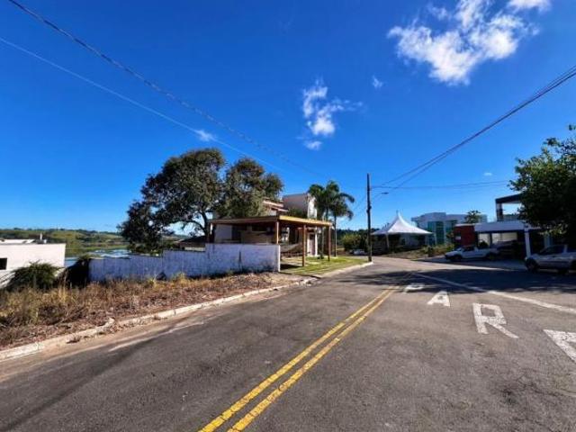 Lote / Terreno à venda em Varginha, no bairro Riviera Do Lago