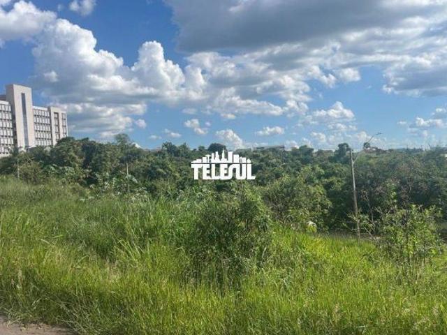 Lote / Terreno à venda em Varginha, no bairro Vale Das Palmeiras