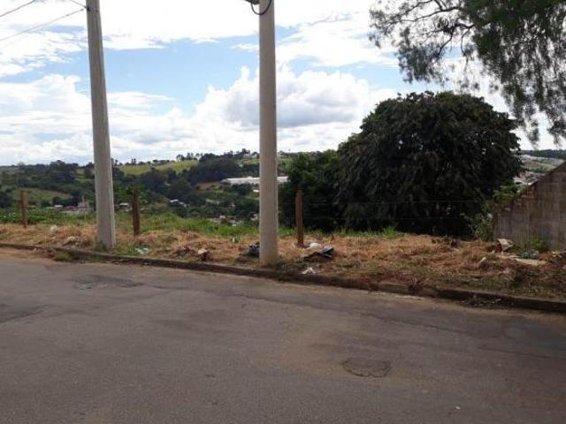Lote / Terreno à venda em Varginha, no bairro Vila Verde