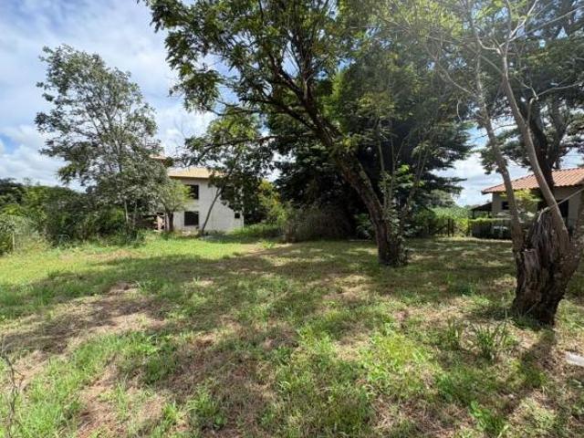 Lote / Terreno à venda em Vespasiano, no bairro Angicos