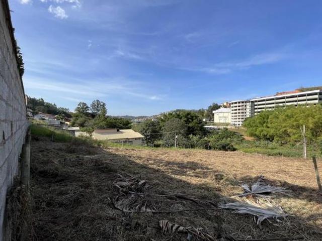 Lote / Terreno à venda em Viçosa, no bairro Inconfidência